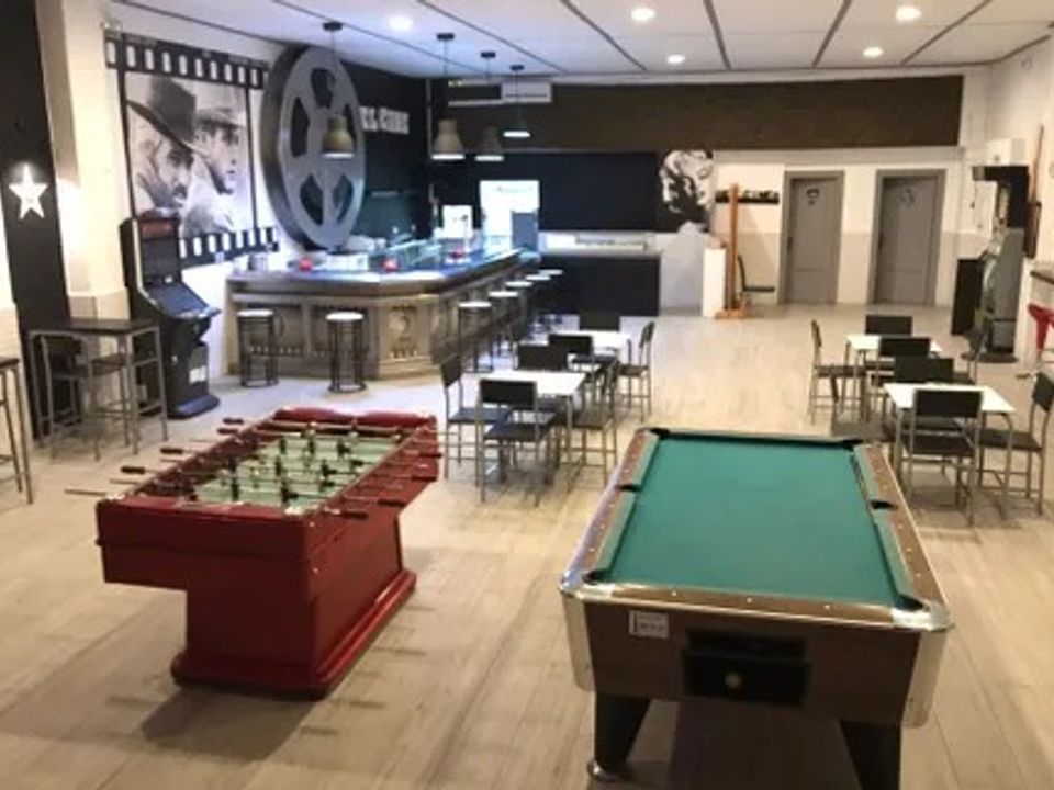 Commercial property in Lijar, Almeria - photo 1